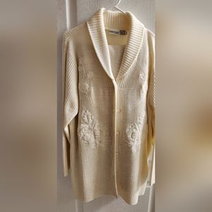 Sweater skirt set. L, winter white